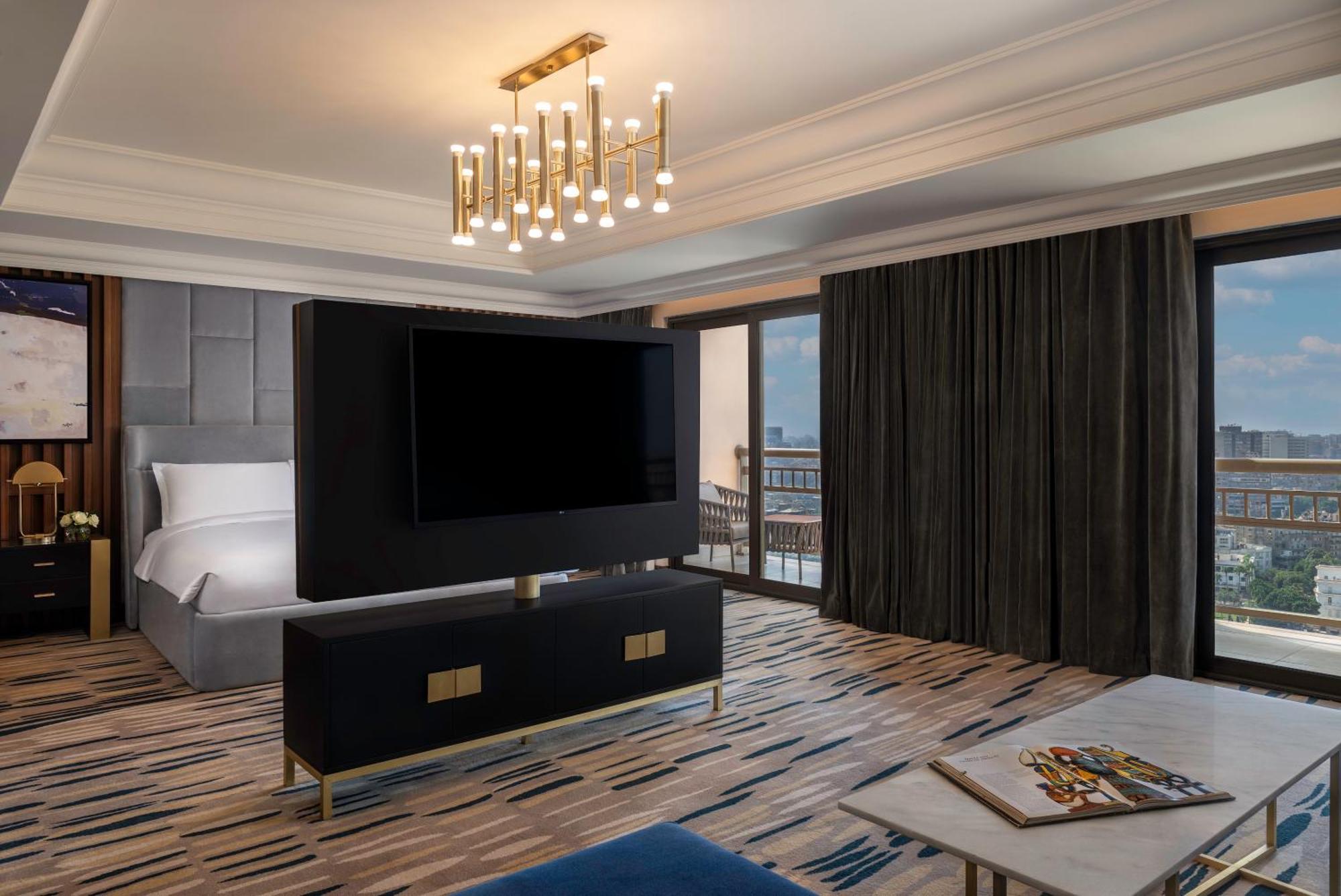 Sofitel Cairo Downtown Nile Ξενοδοχείο Εξωτερικό φωτογραφία A bedroom at the hotel